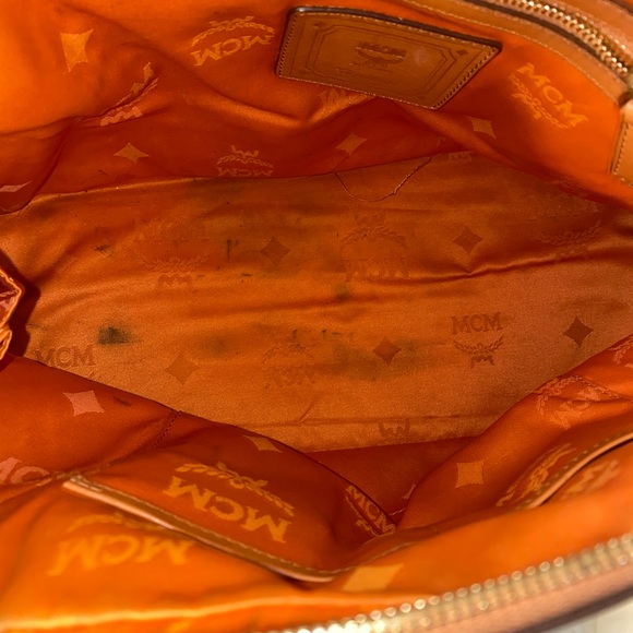 MCM Medium Heritage Canvas Bowling Bag in Cognac - Picture 13 of 16